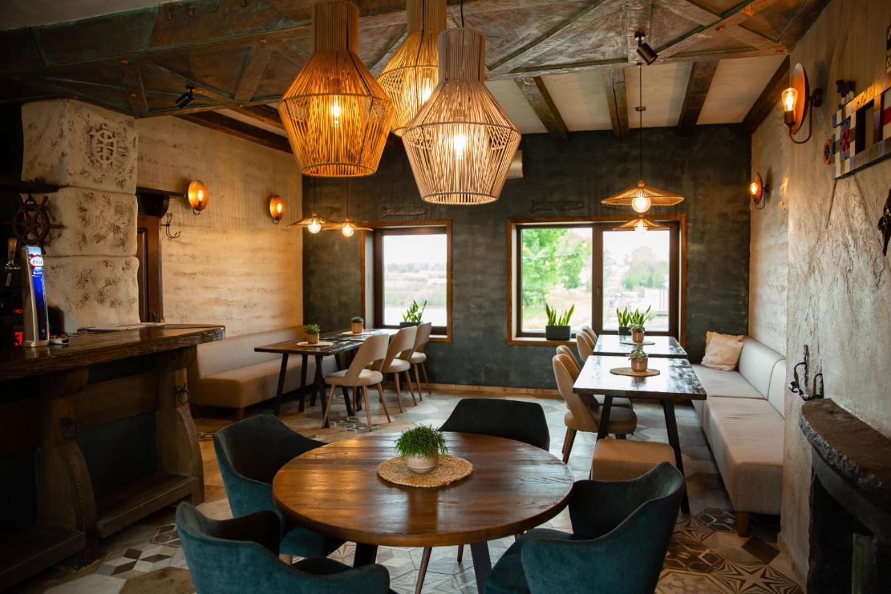 Melynojo Karpio Namas Bed & Breakfast Kinty Exterior foto